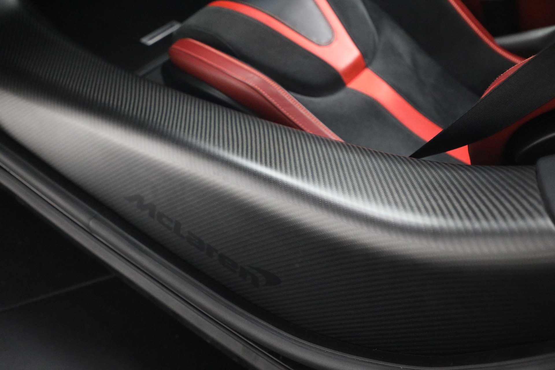 Used 2019 McLaren 720S Performance photo 31