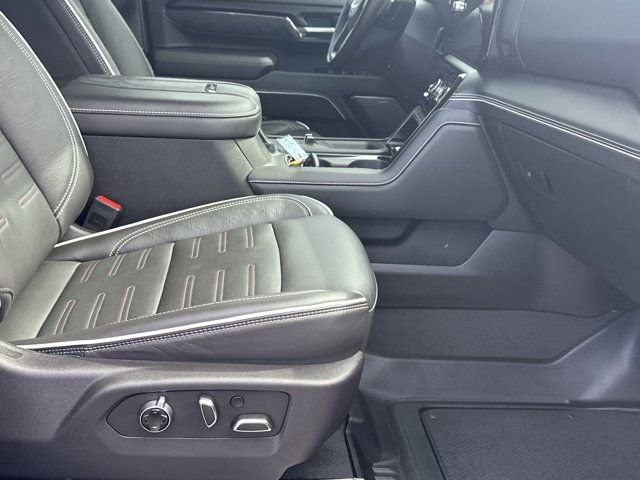 2025 GMC Sierra 2500 AT4X