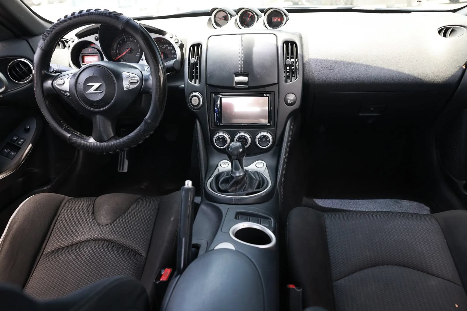Photo 3