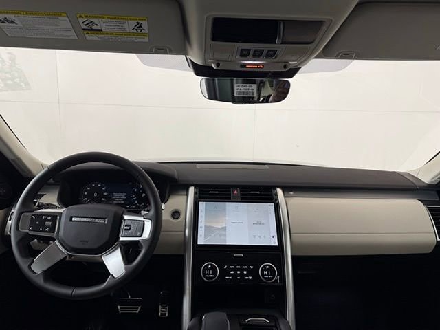 2025 Land Rover Discovery Dynamic SE