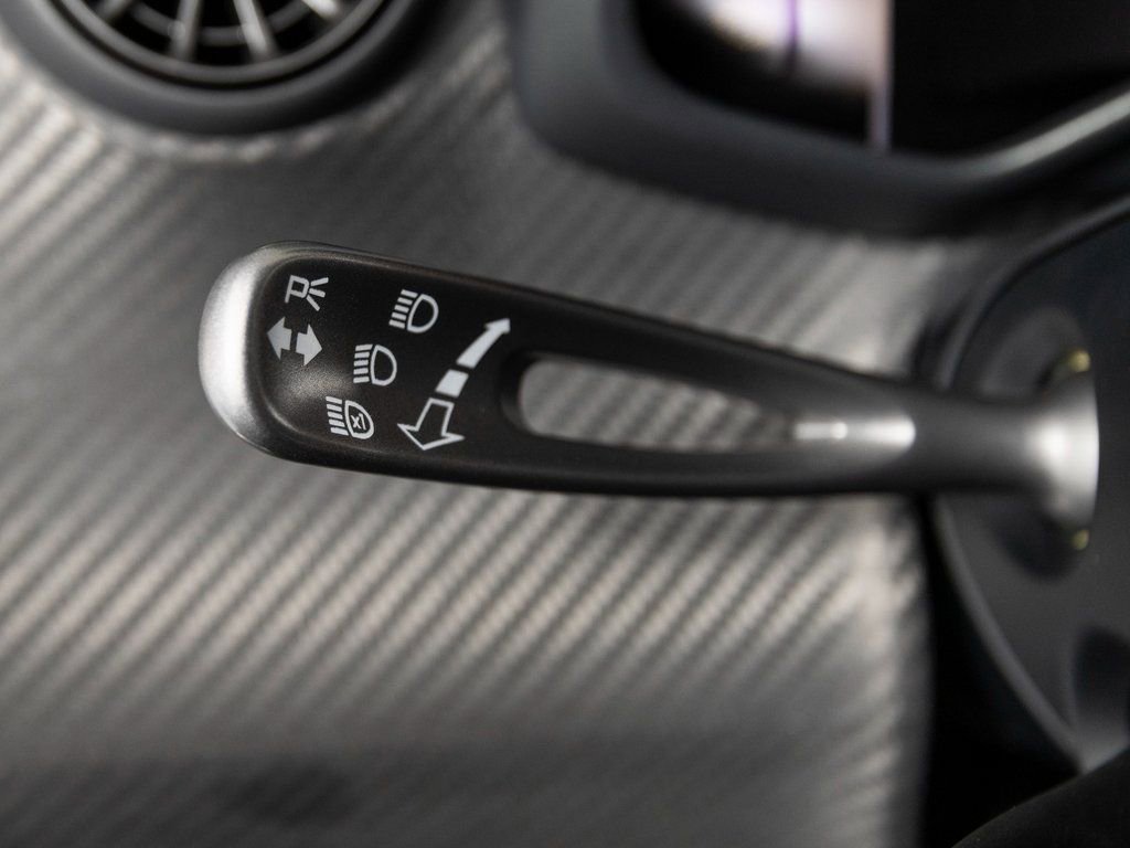 Used 2015 McLaren P1 photo 34