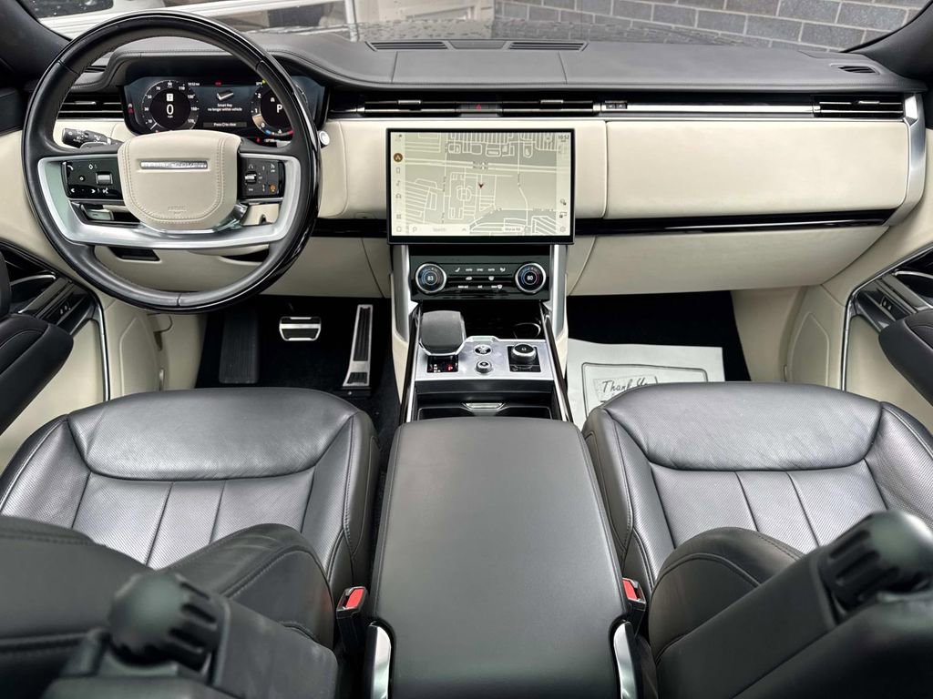 2023 Land Rover Range Rover SE