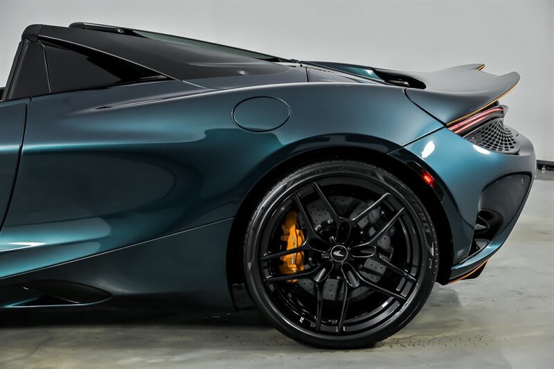 Used 2024 McLaren 750S Spider photo 9