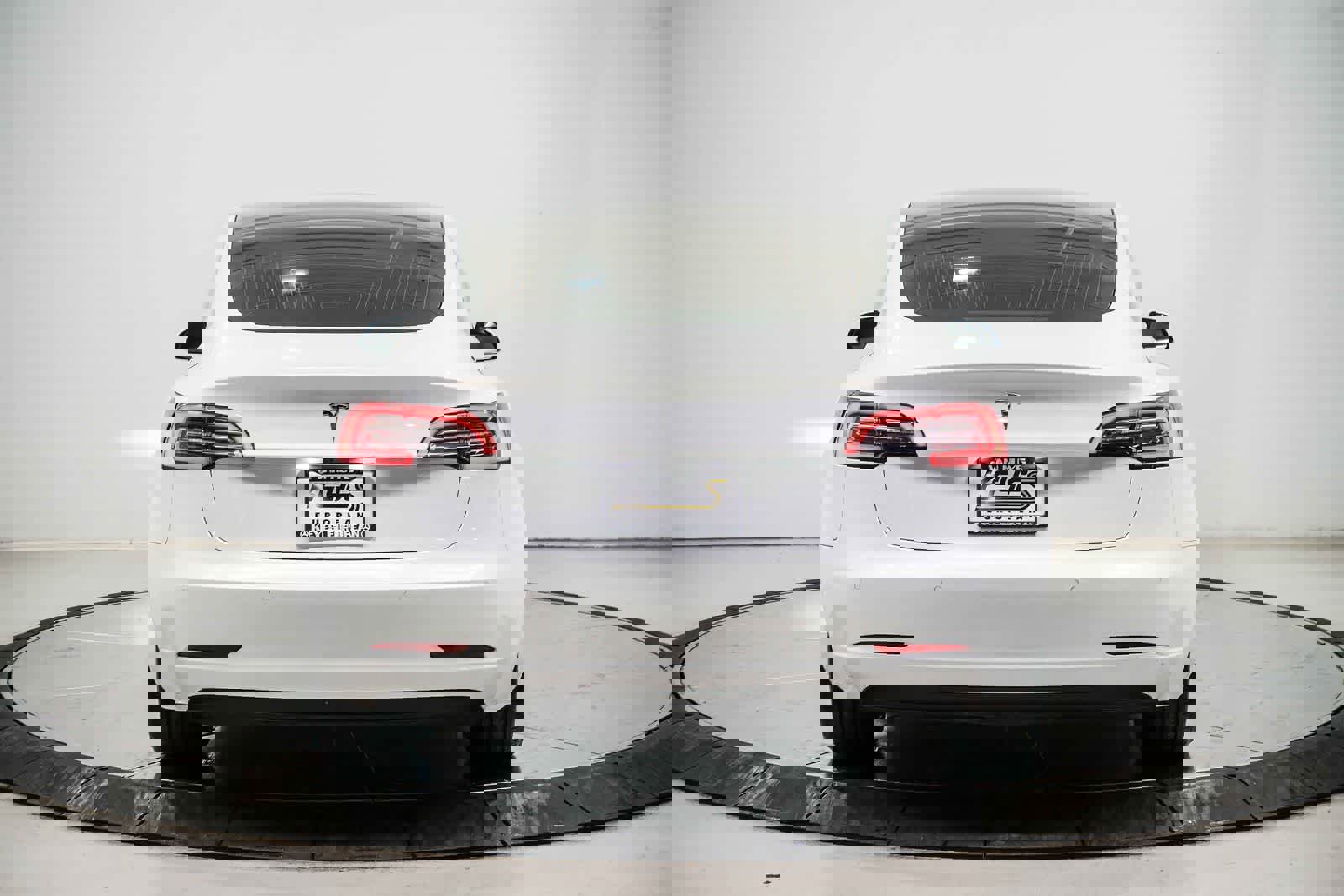 2020 Tesla Model 3 Standard Range