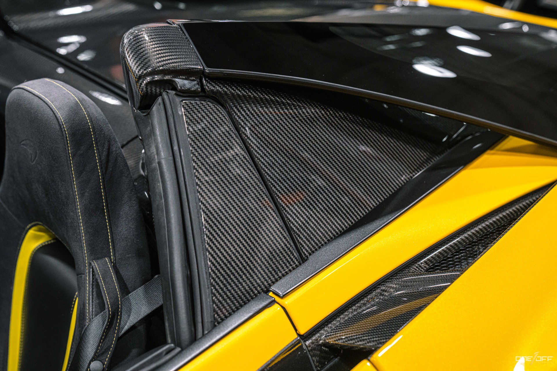 Used 2020 McLaren 720S Performance photo 19
