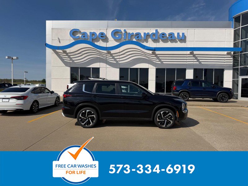 Used 2024 Mitsubishi Outlander SE