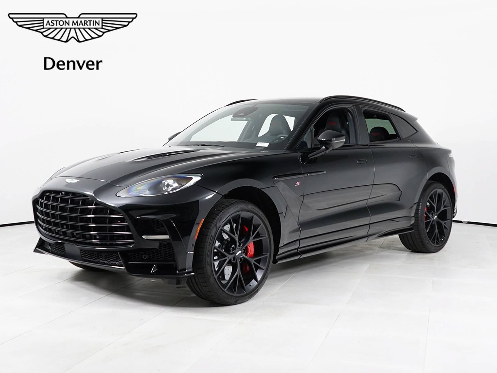 New 2026 Aston Martin DBX 707