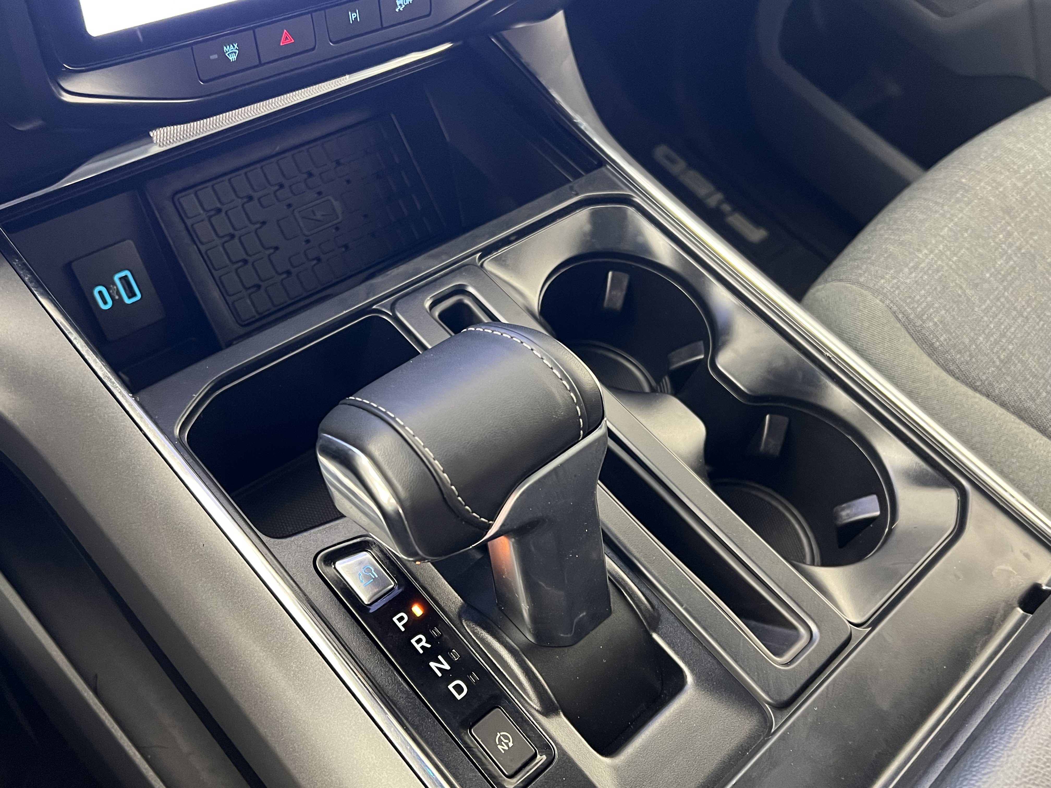 2024 Ford F150 Lightning Flash