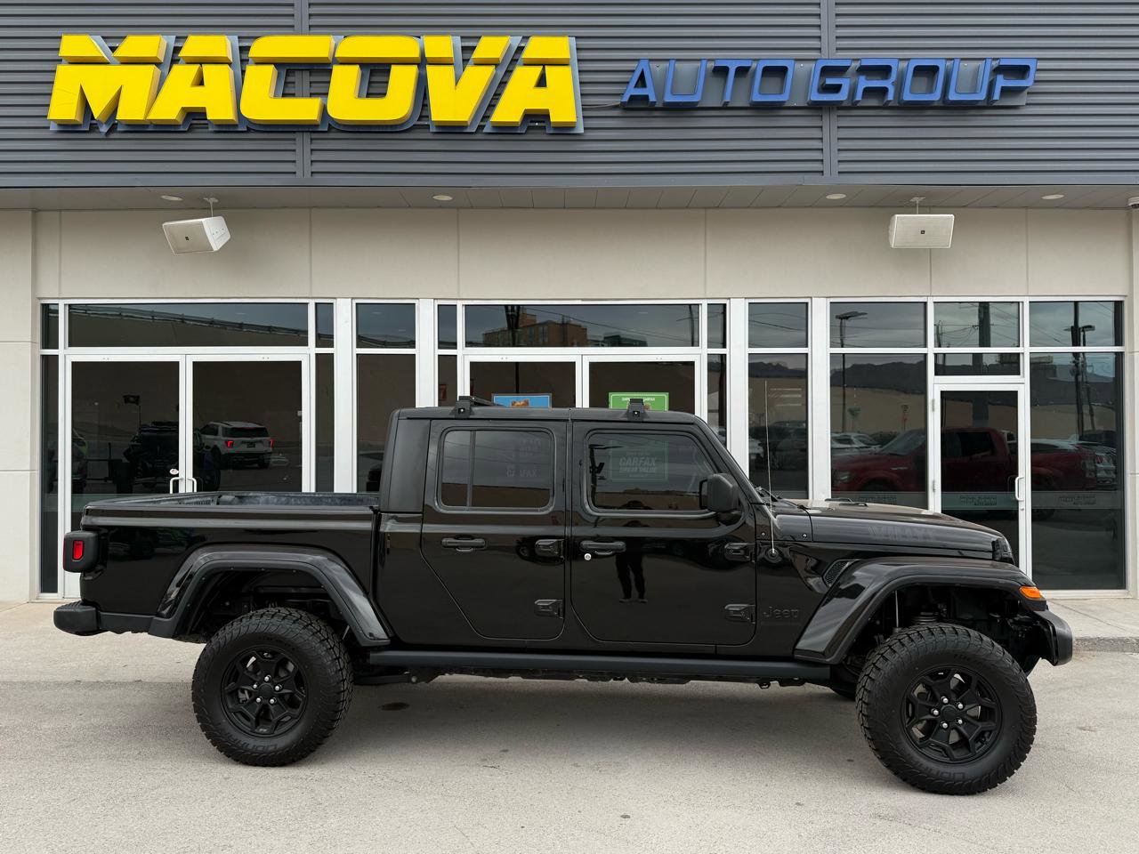 2022 Jeep Gladiator Sport