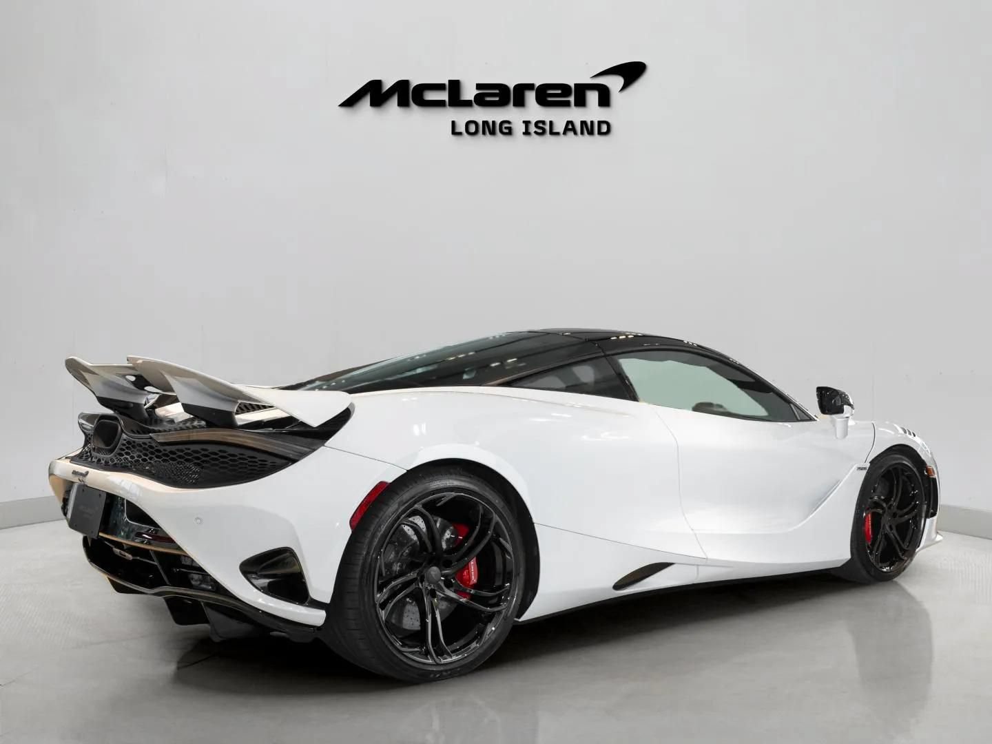 New 2027 McLaren 750S photo 6