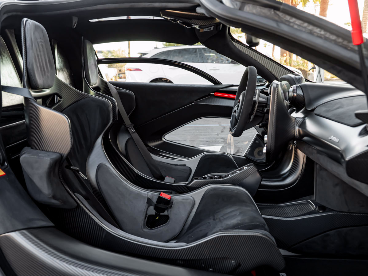Used 2019 McLaren Senna photo 34