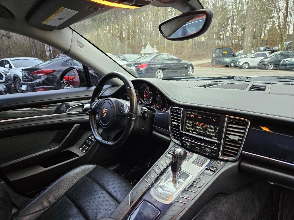 2012 Porsche Panamera 4