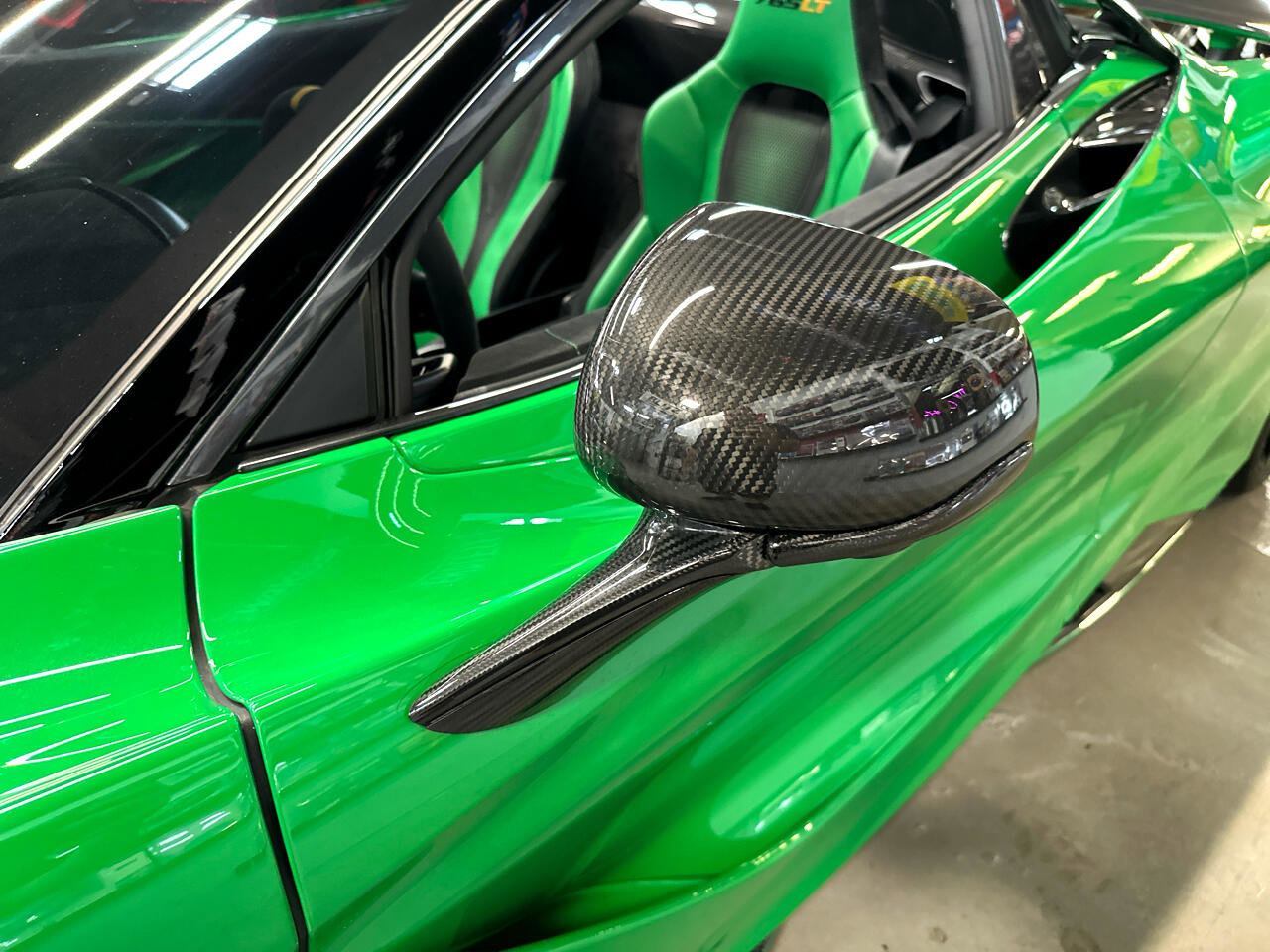 Used 2022 McLaren 765LT photo 21