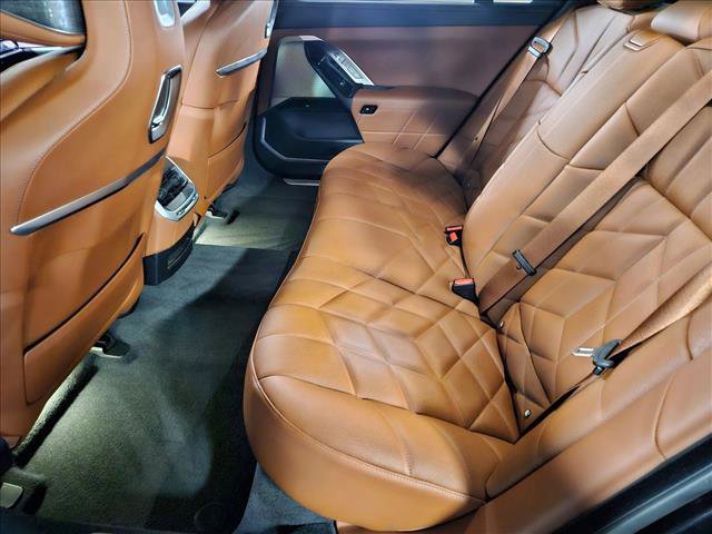 2023 BMW 760i xDrive