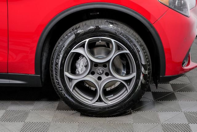 2025 Alfa Romeo Stelvio Sprint