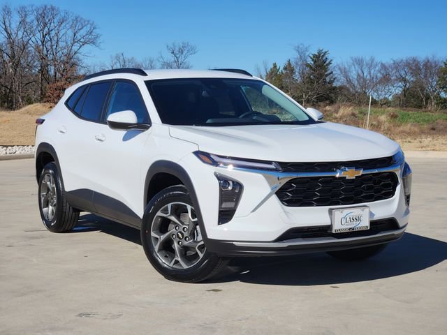 New 2026 Chevrolet Trax LT w/ Driver Confidence Package