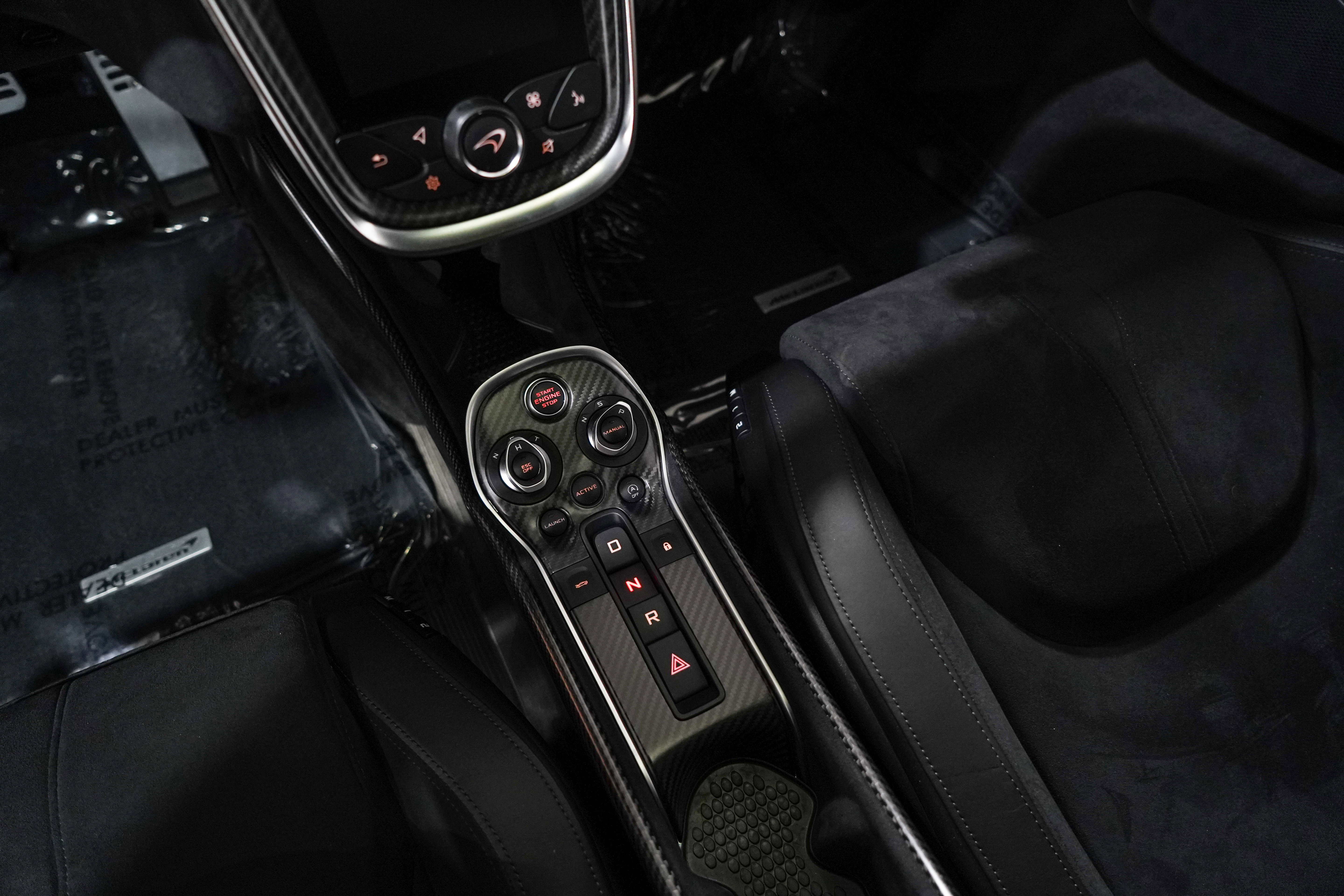 Used 2019 McLaren 600LT photo 12