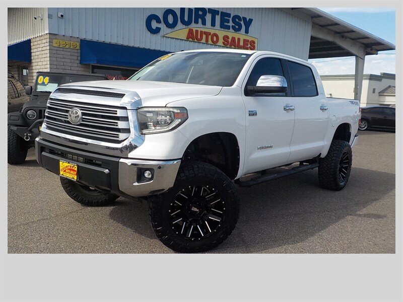 Used 2018 Toyota Tundra Limited w/ Limited Premium Package