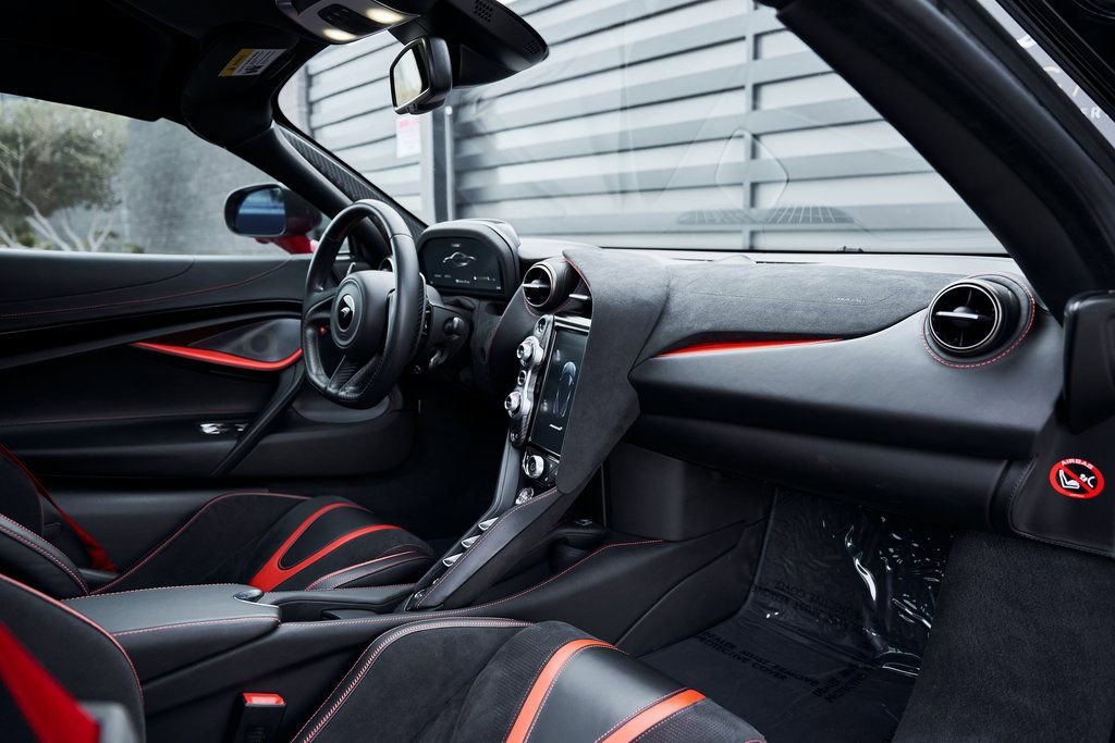 Used 2021 McLaren 720S Performance photo 46