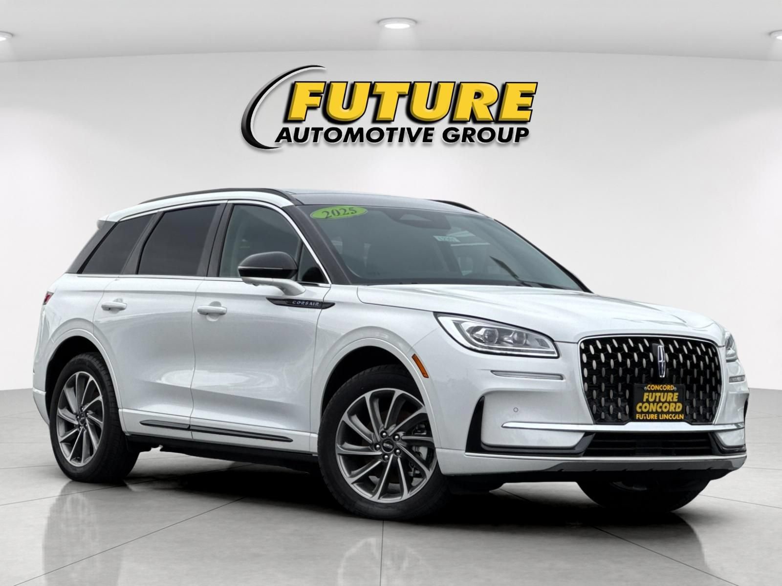 New 2025 Lincoln Corsair Grand Touring w/ Equipment Group 302A