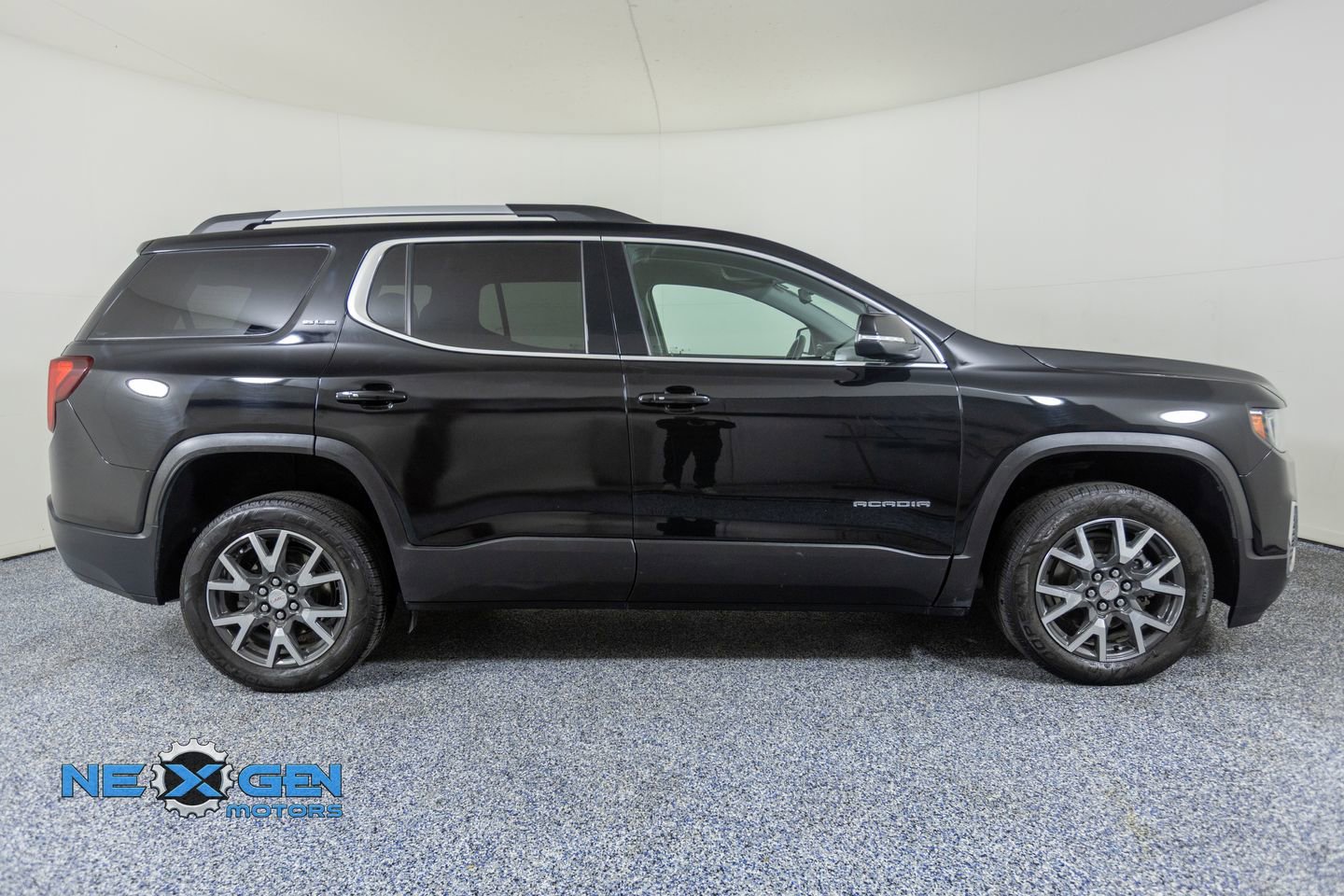 2021 GMC Acadia SLE