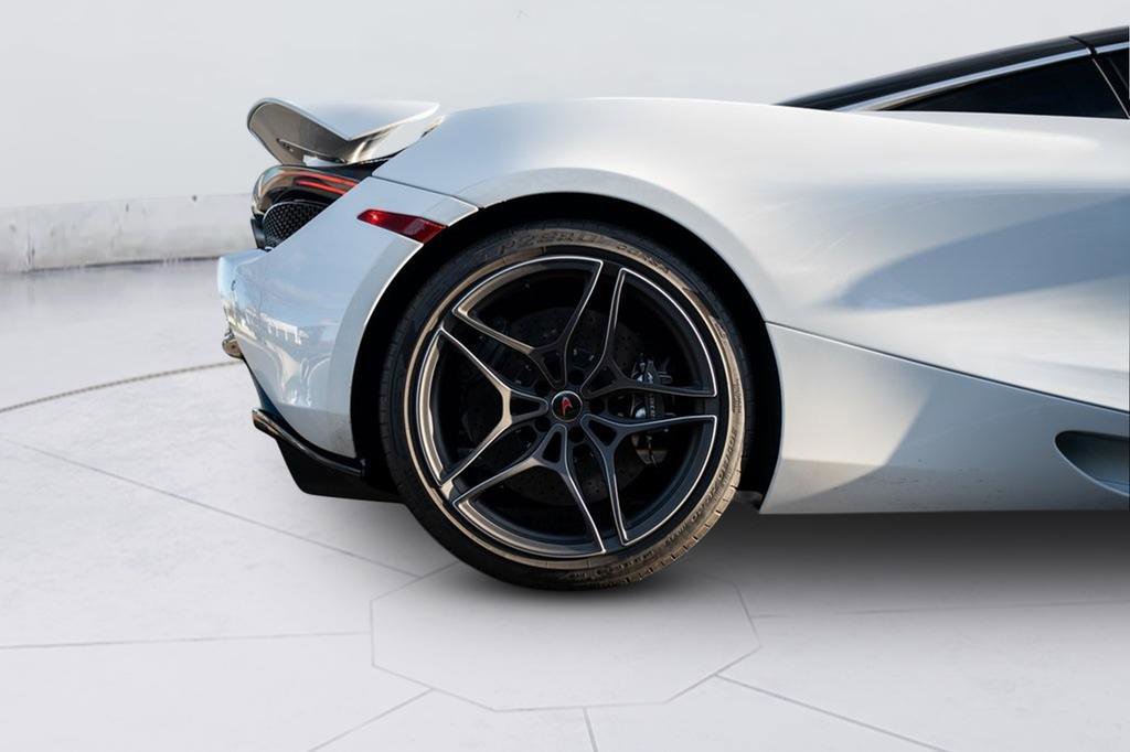 Used 2018 McLaren 720S photo 20
