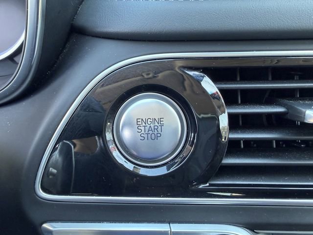 2022 Genesis G70 2.0T