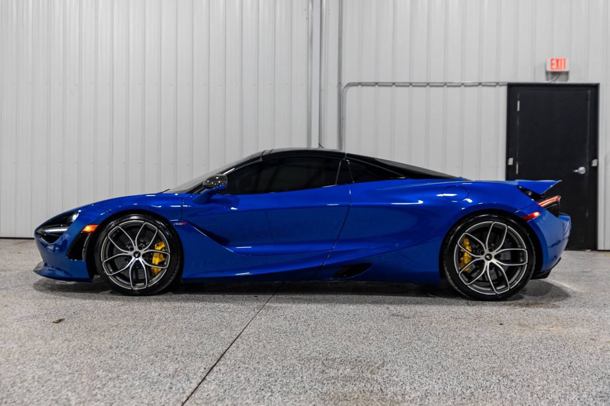 Used 2020 McLaren 720S Spider photo 4