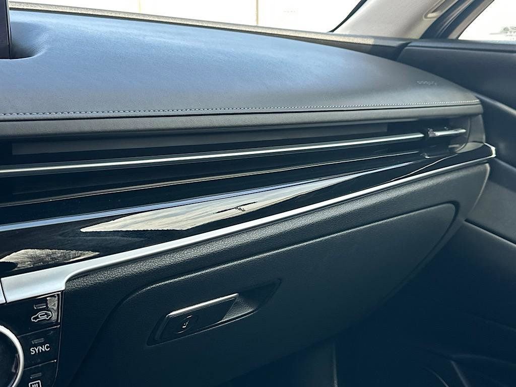 2023 Genesis G80 2.5T