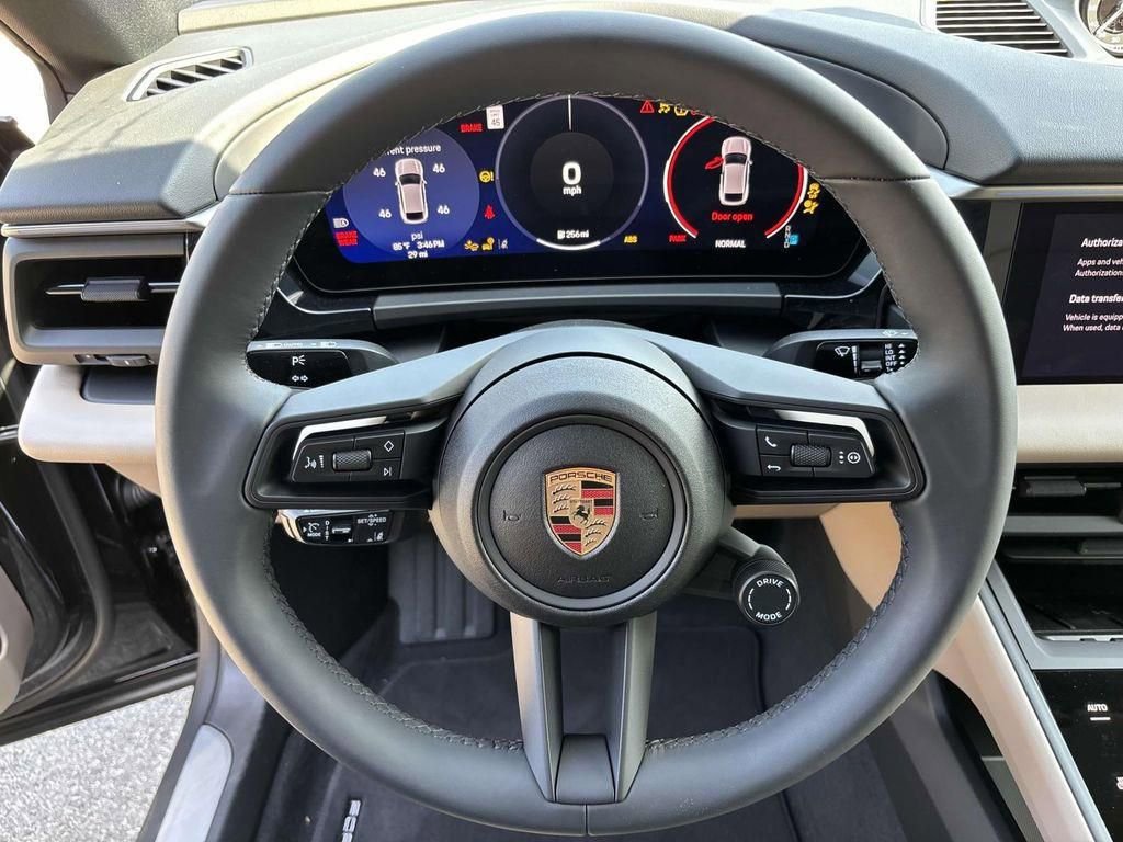 2025 Porsche Macan Electric