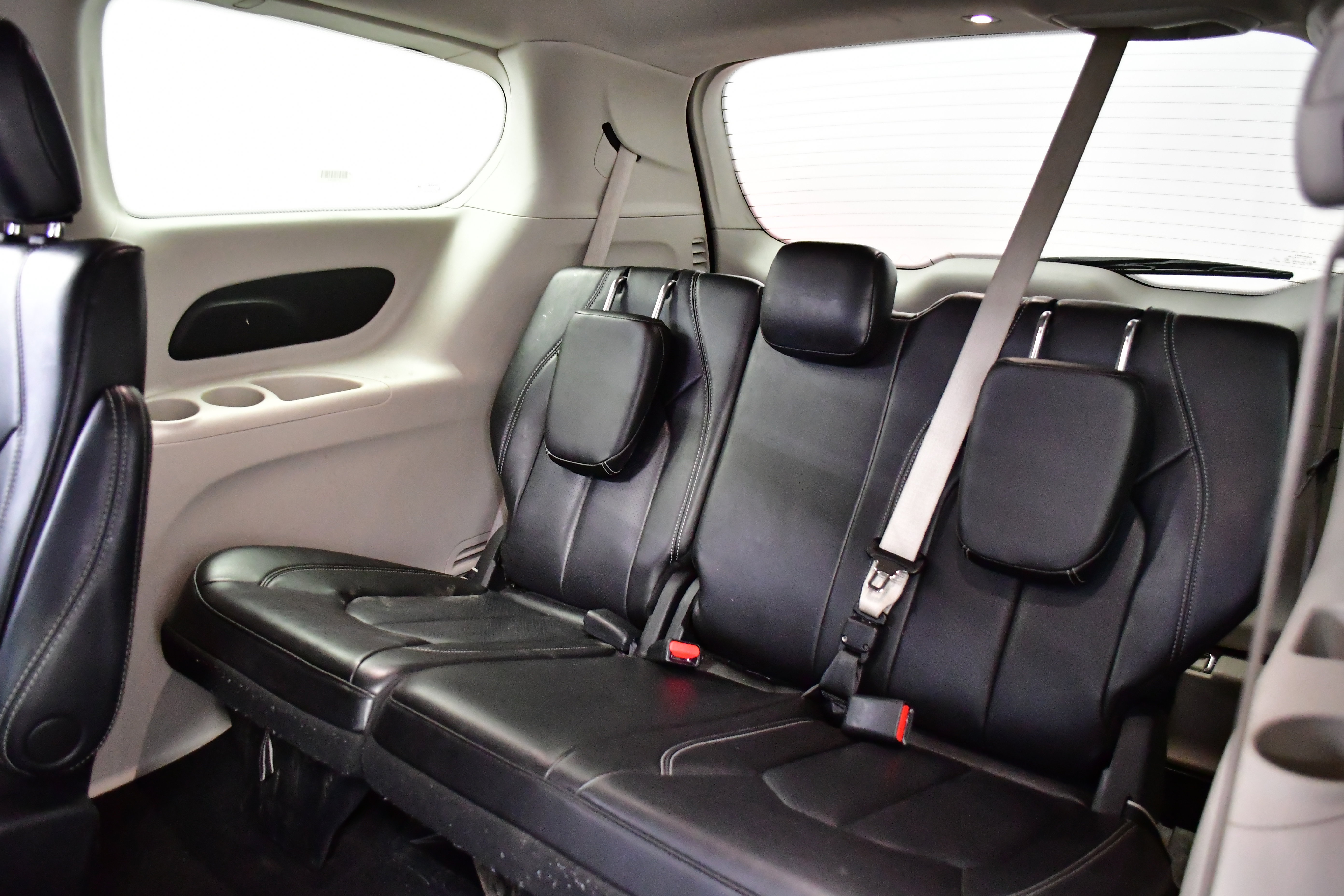 2023 Chrysler Pacifica Touring-L