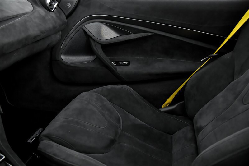 Used 2020 McLaren 720S Spider photo 39