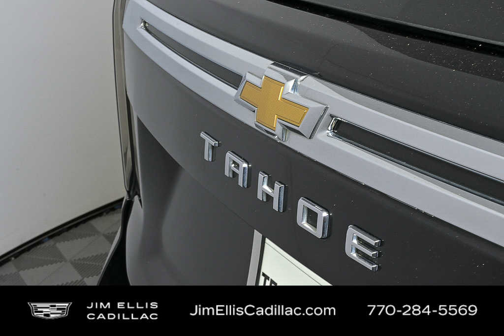 2025 Chevrolet Suburban LT