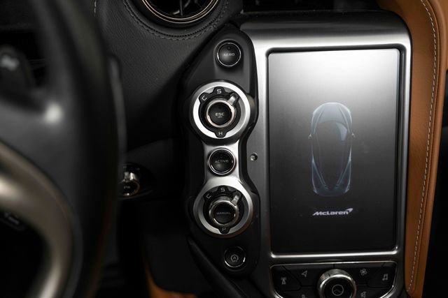 Used 2020 McLaren 720S Luxury photo 24