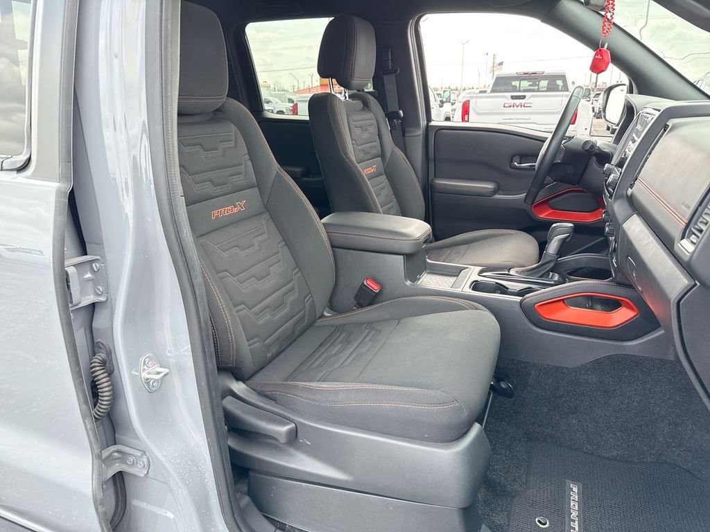 2023 Nissan Frontier Pro-X