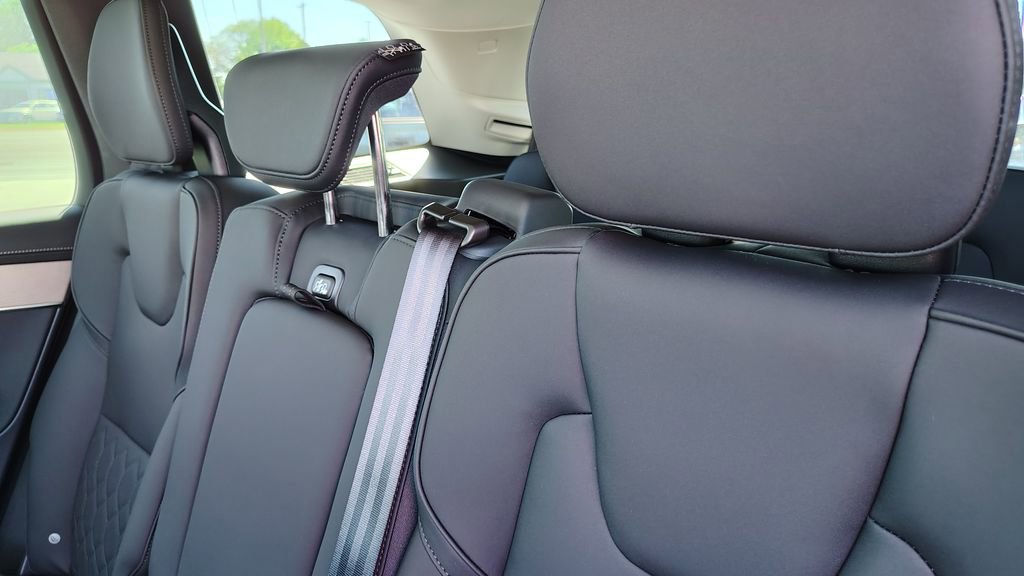 2026 Volvo Xc90 B6 Plus