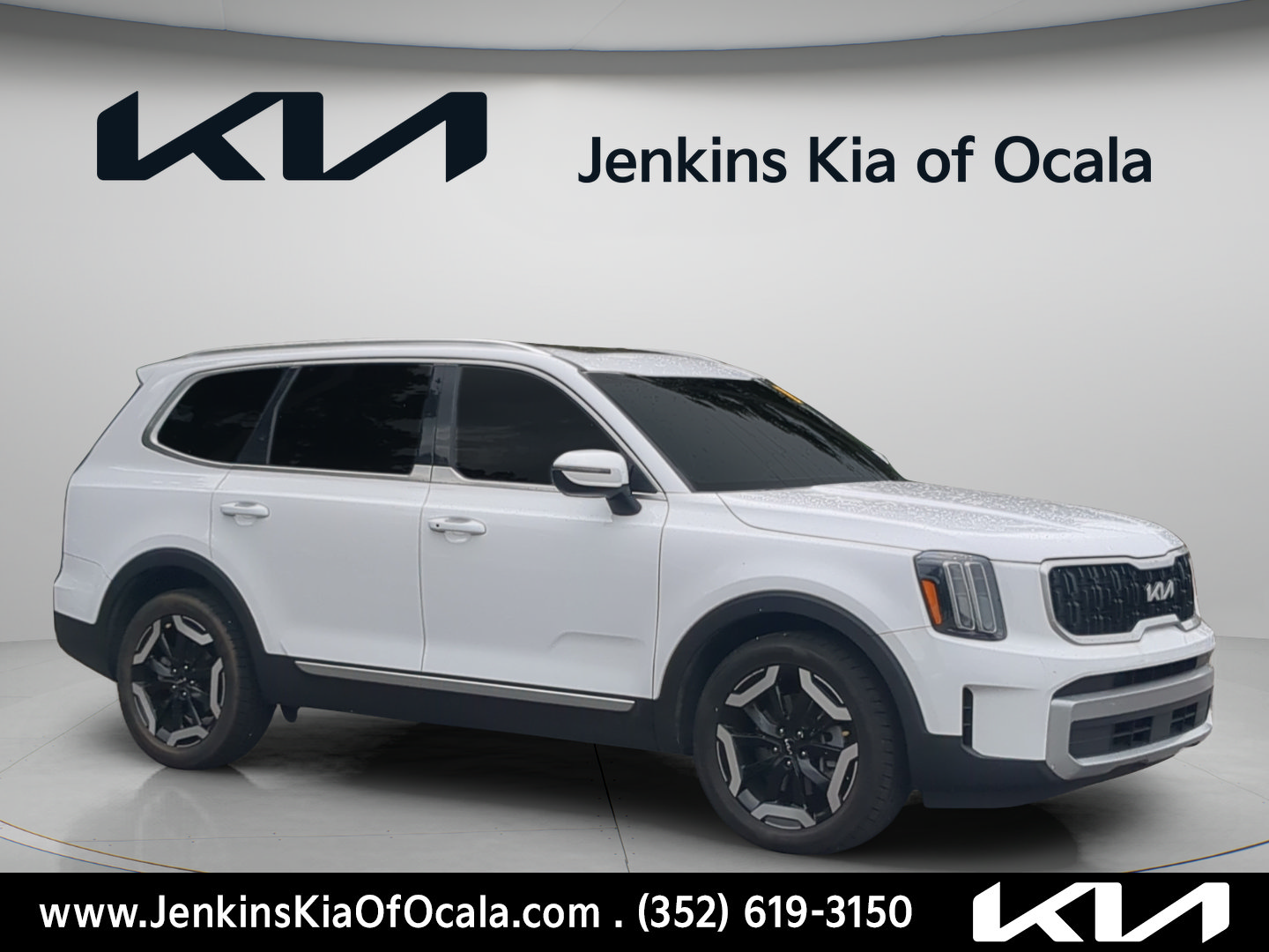 Certified 2023 Kia Telluride EX w/ EX Captain's Chair Package