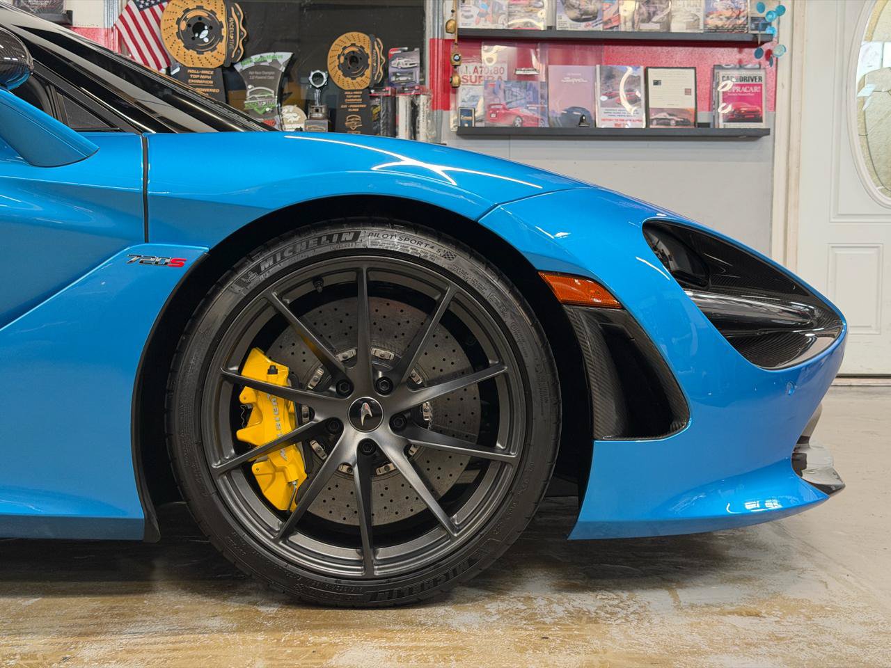 Used 2020 McLaren 720S Luxury photo 13