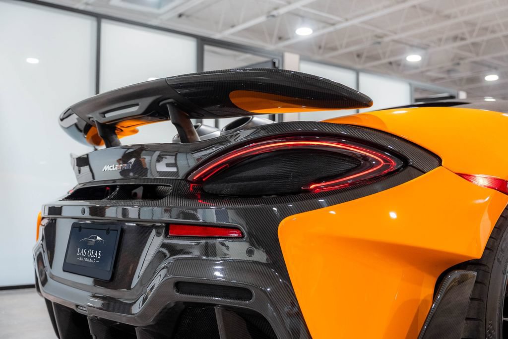 Used 2019 McLaren 600LT photo 32
