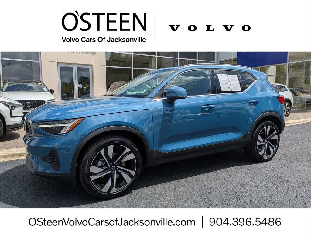 Certified 2023 Volvo XC40 B5 Plus w/ Protection Package Premier