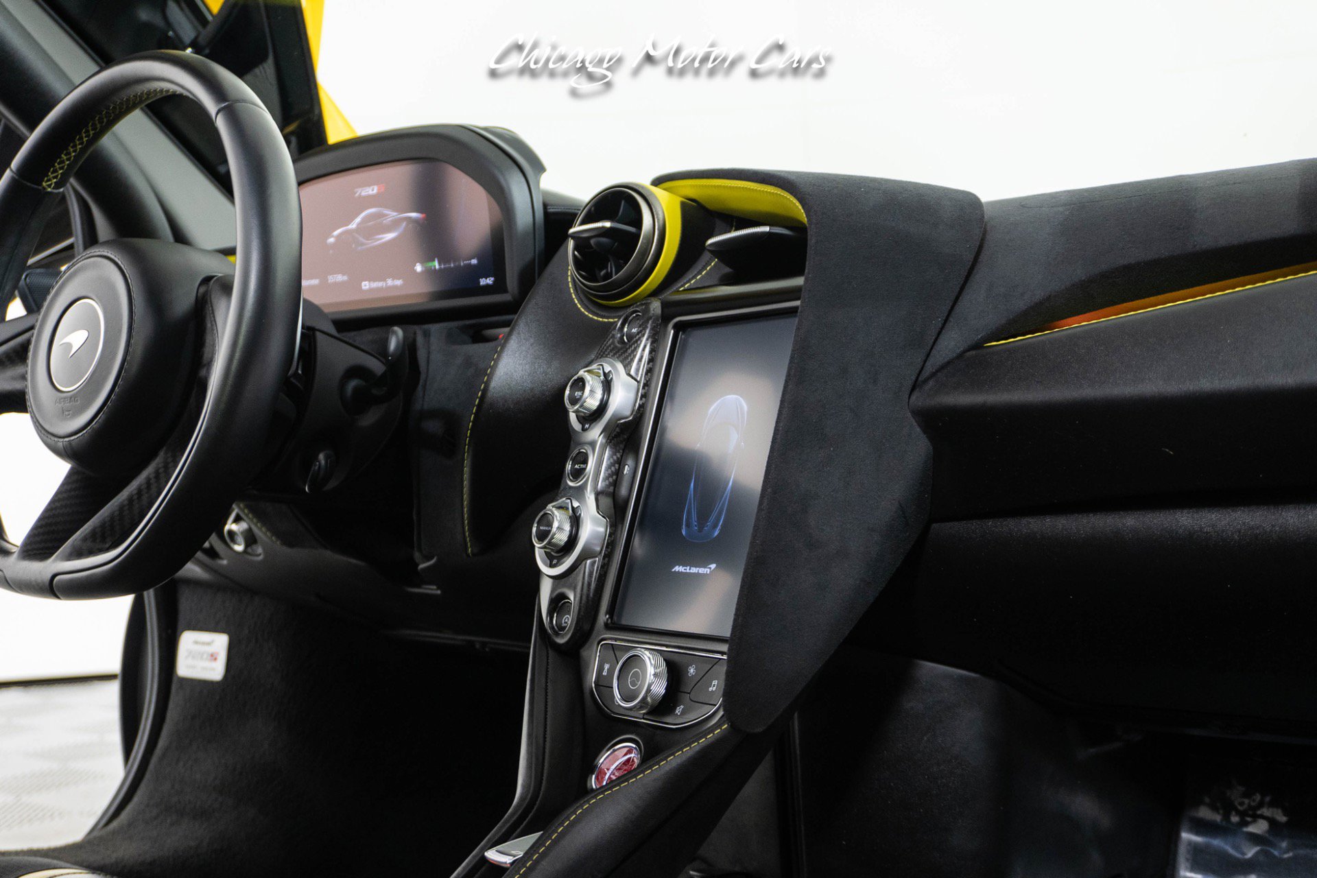 Used 2019 McLaren 720S photo 24