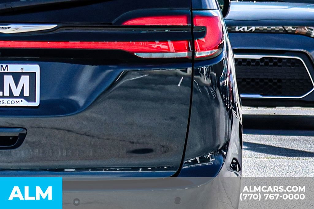 2024 Chrysler Pacifica Touring-L