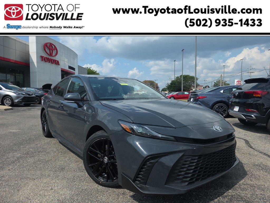 Used 2025 Toyota Camry SE