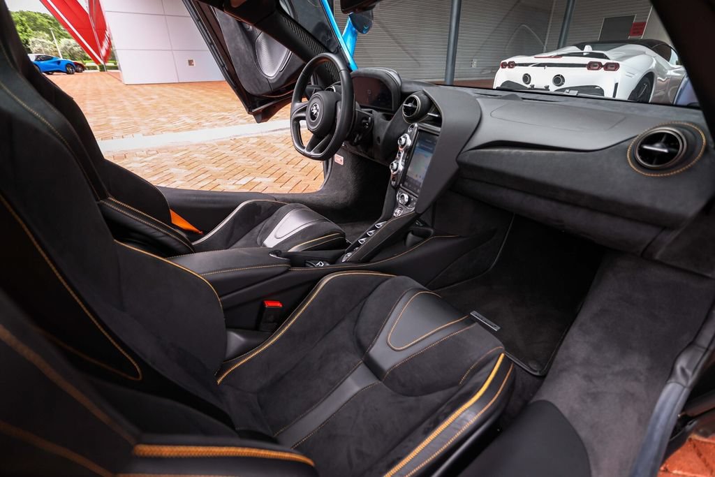 Used 2022 McLaren 720S Performance photo 43