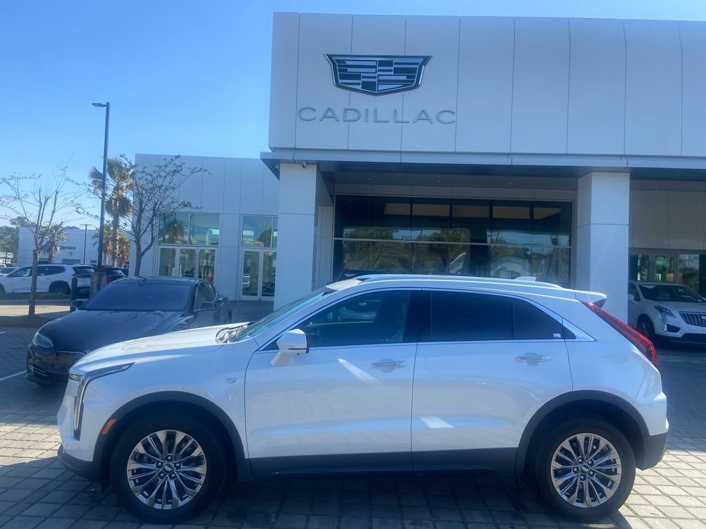 Certified 2025 Cadillac XT4 Premium Luxury