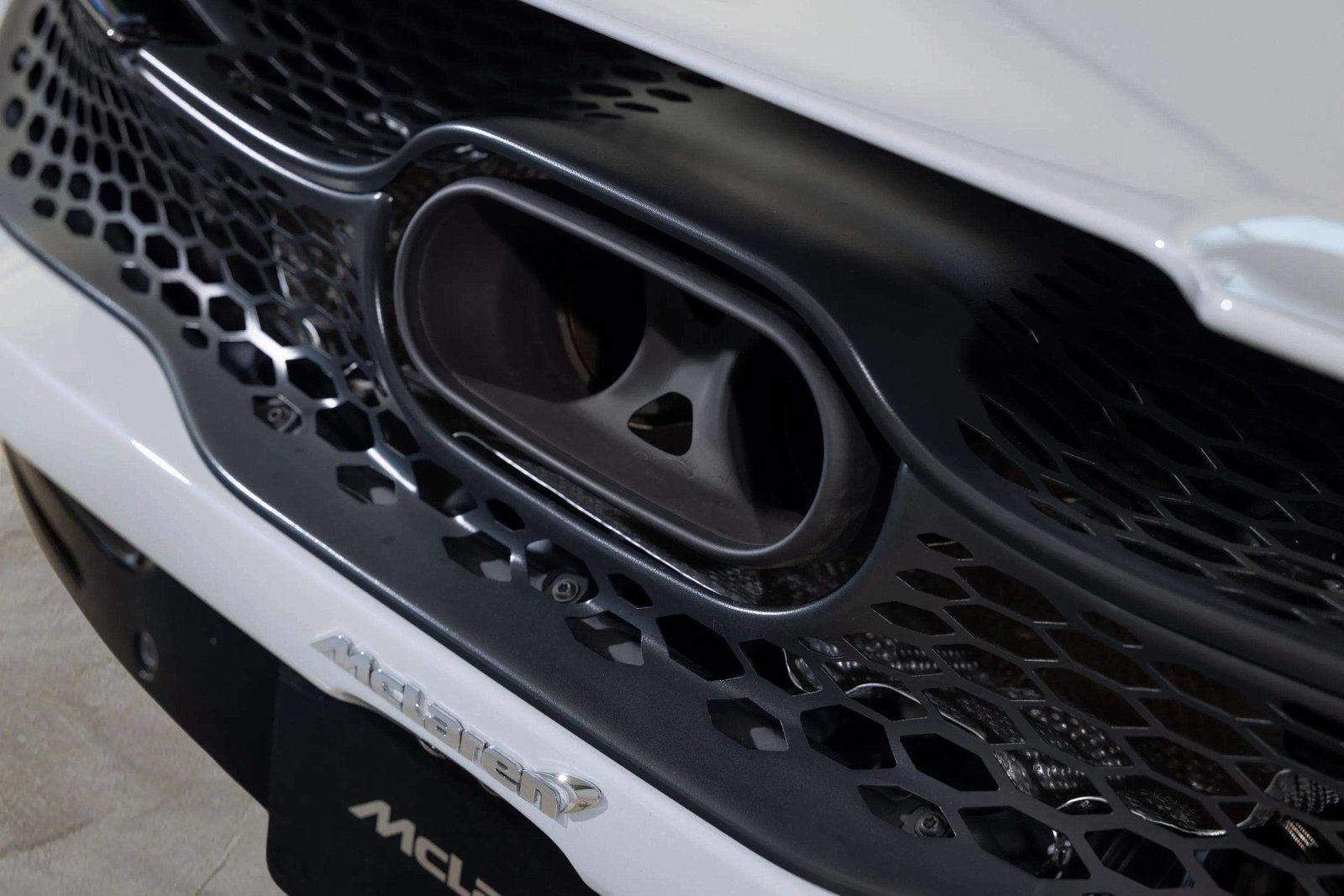 New 2026 McLaren 750S photo 19