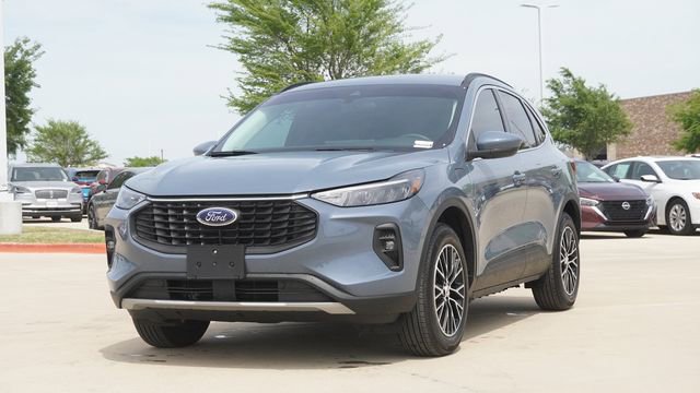 2025 Ford Escape SE