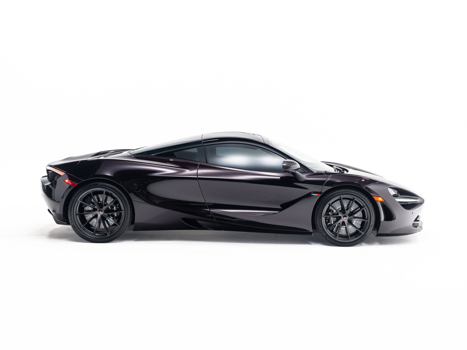 Used 2018 McLaren 720S Luxury photo 7