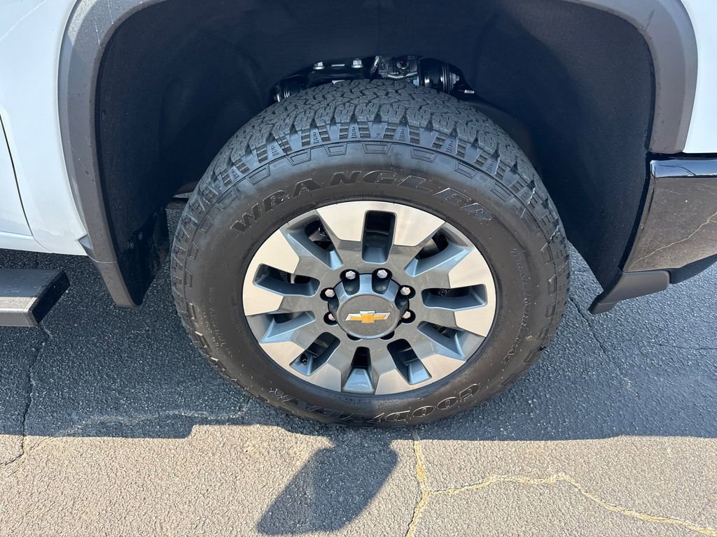 2025 Chevrolet Silverado 2500 Custom