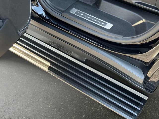 2025 Cadillac Escalade Sport